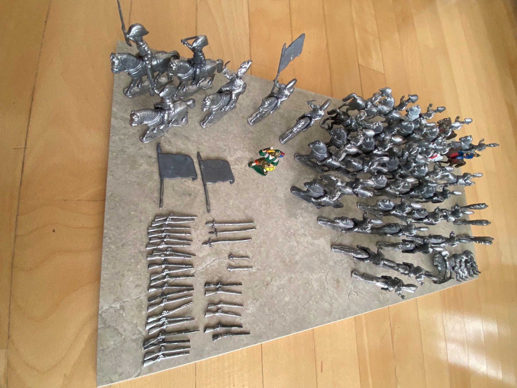 Giocattoli: Bleifiguren Soldaten und Pferde – Usato da Wilderswil venduto da leh_9hxp 6