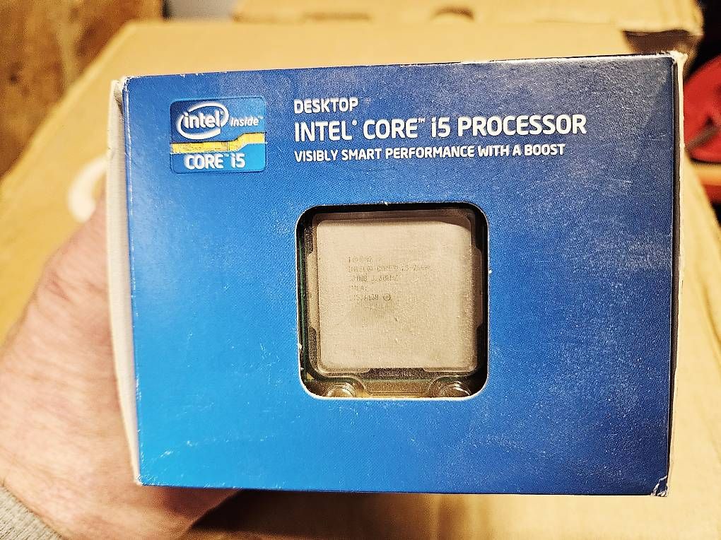 Composants électroniques: 2x Intel CPU – D'occasion à Neftenbach par Wummwila 2