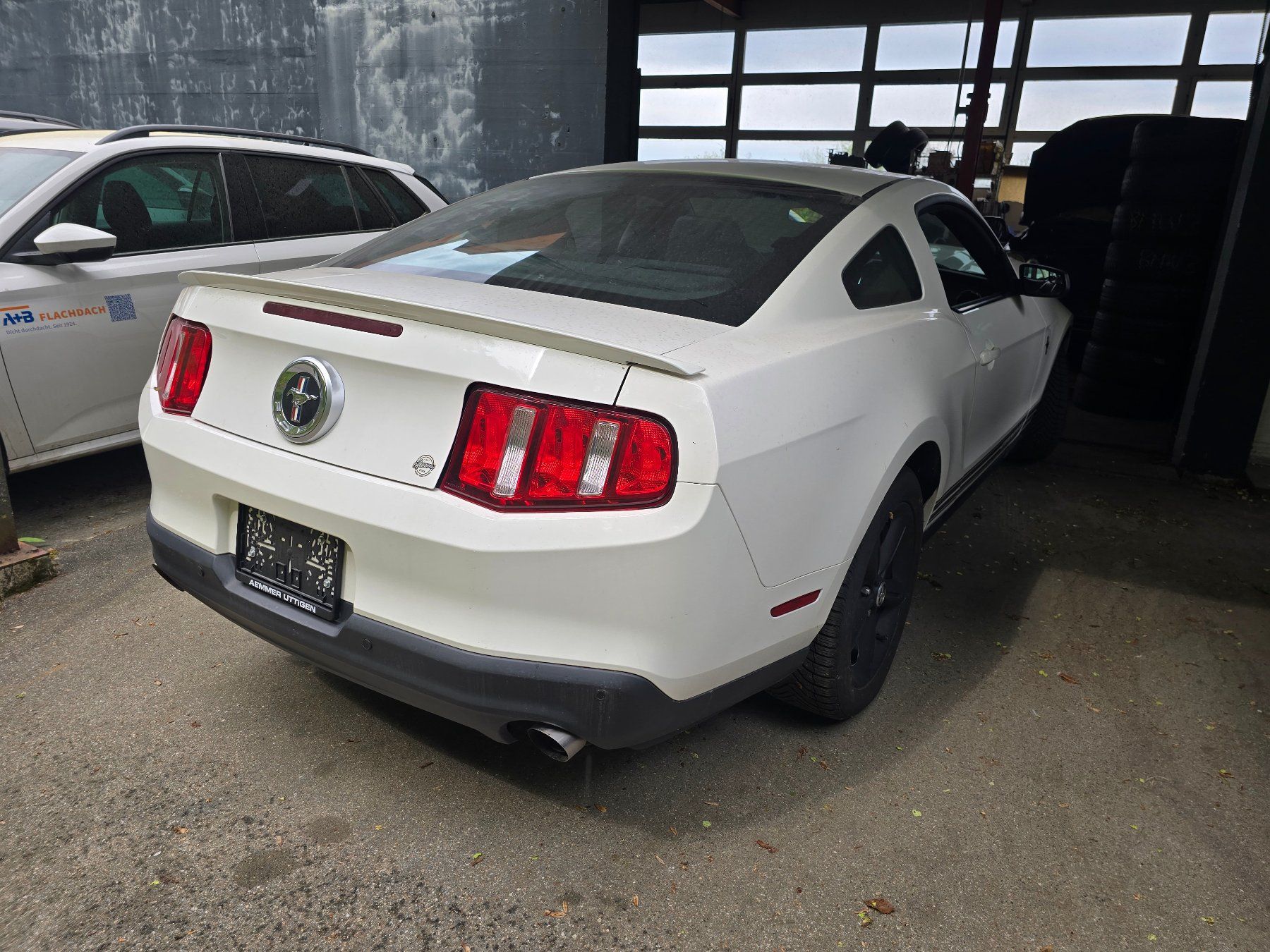 Ford (Usa) Automobili: Ford Mustang, j.g. 2012  3.7i V6 – Usato da kehrsatz venduto da AutocenterKehrsatz 3