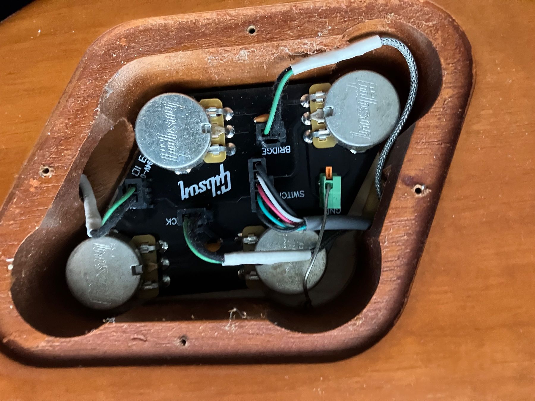 Strumenti musicali: Gibson Les Paul Tribute – Usato da Münchenstein venduto da Colo52 8