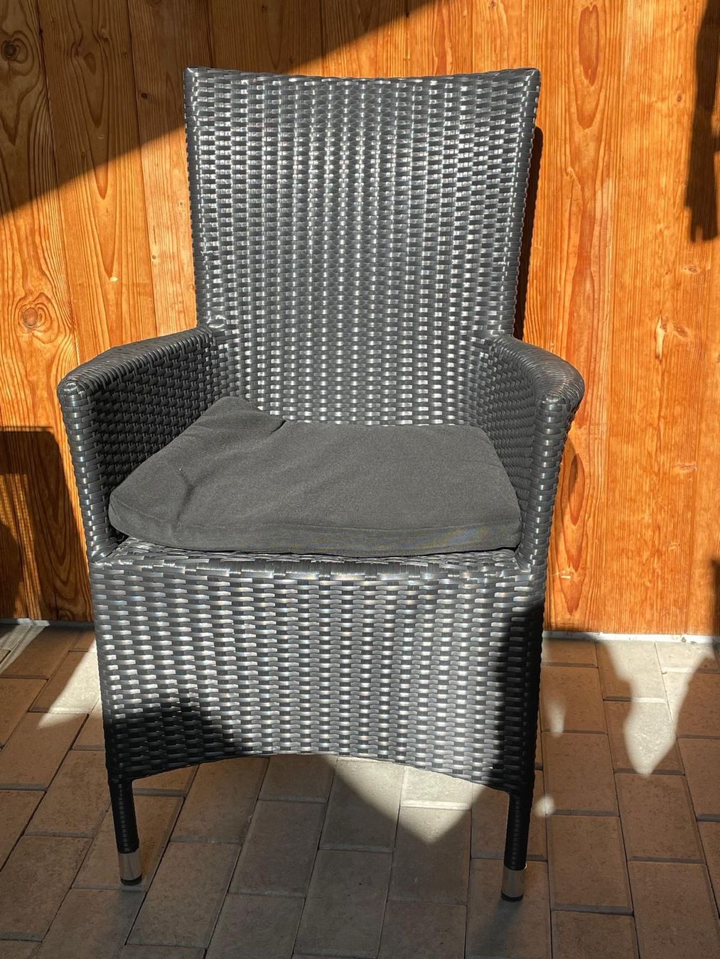 Set di tavolo e panche: Gartentisch und Stühle – Usato da Buch am Irchel venduto da Niro68 2