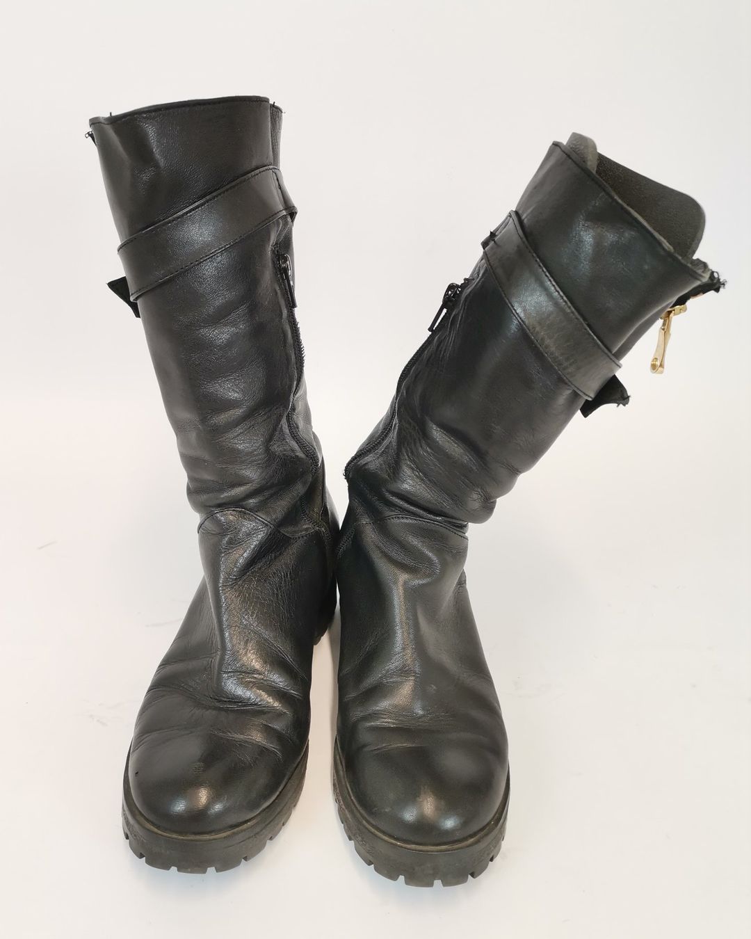 Scarpe da donna: PASITO Stiefel schwarz  Gr. 38 – Usato da Schaffhausen venduto da Restwert_SH 6