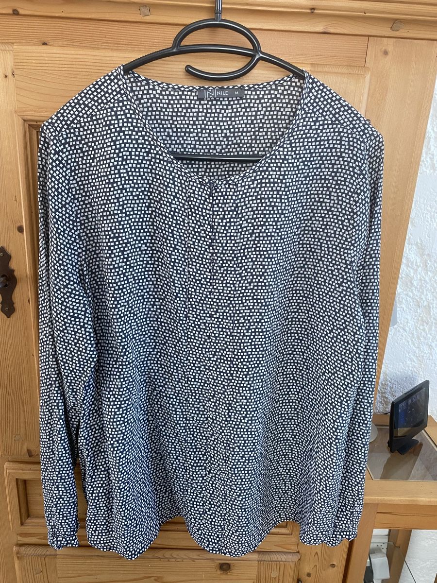 Nile Blusen: Damen Bluse NILE 100% Seide Grösse M gemustert – Gebraucht aus Ettenhausen TG von Rainbow71 1