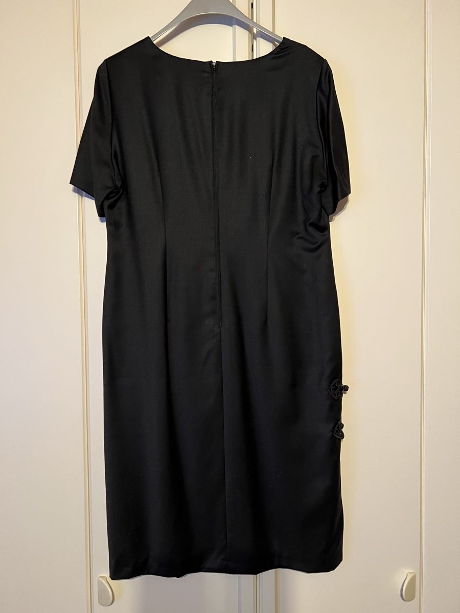 Lotti di vestiti: Damenkleid und Jacke – Nuovo (secondo la descrizione) da Betschwanden venduto da Dognose 2