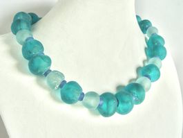 Kette aus afrikanischem Recycling Glas