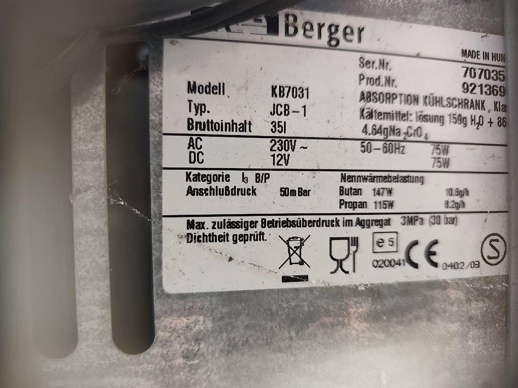 Frigoriferi & Refrigeratori: Kühlbox 12V 230V Gas – Usato da Domat/Ems venduto da Calanda88 1