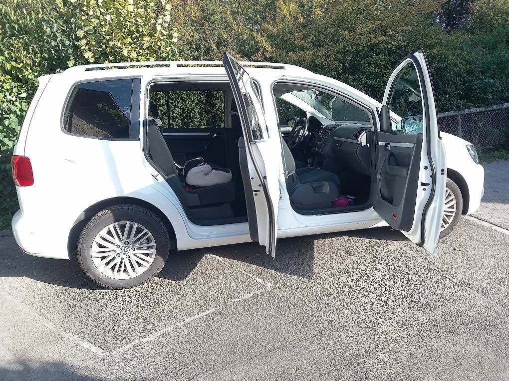 Automobili: VW Touran – Usato da Villmergen venduto da MariaH0102