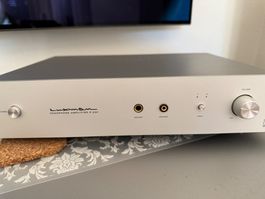 Luxmann P-200