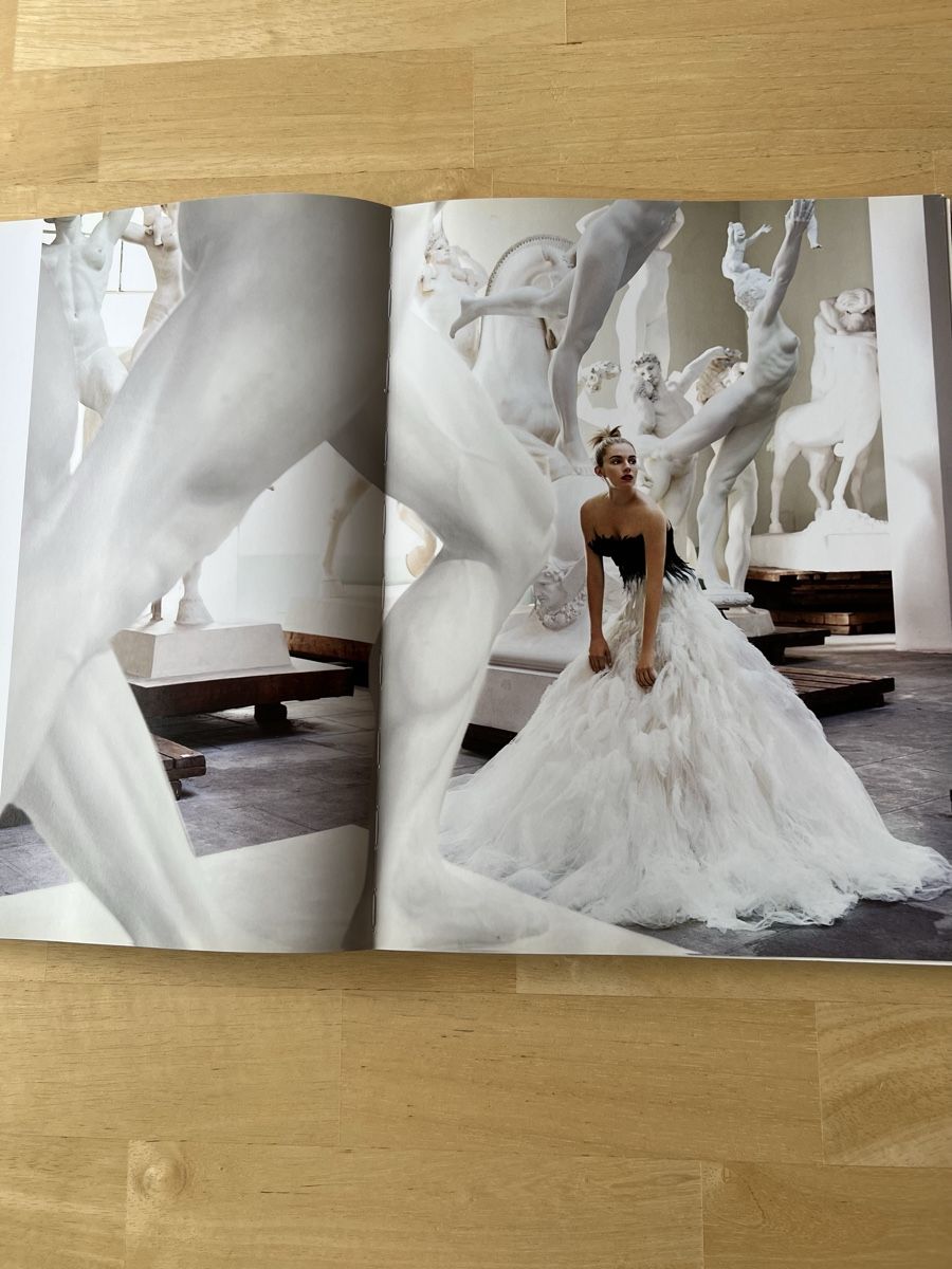 Bücher: Mario Testino In Your Face  – Gebraucht aus Zollikon von jud_cmm9 5