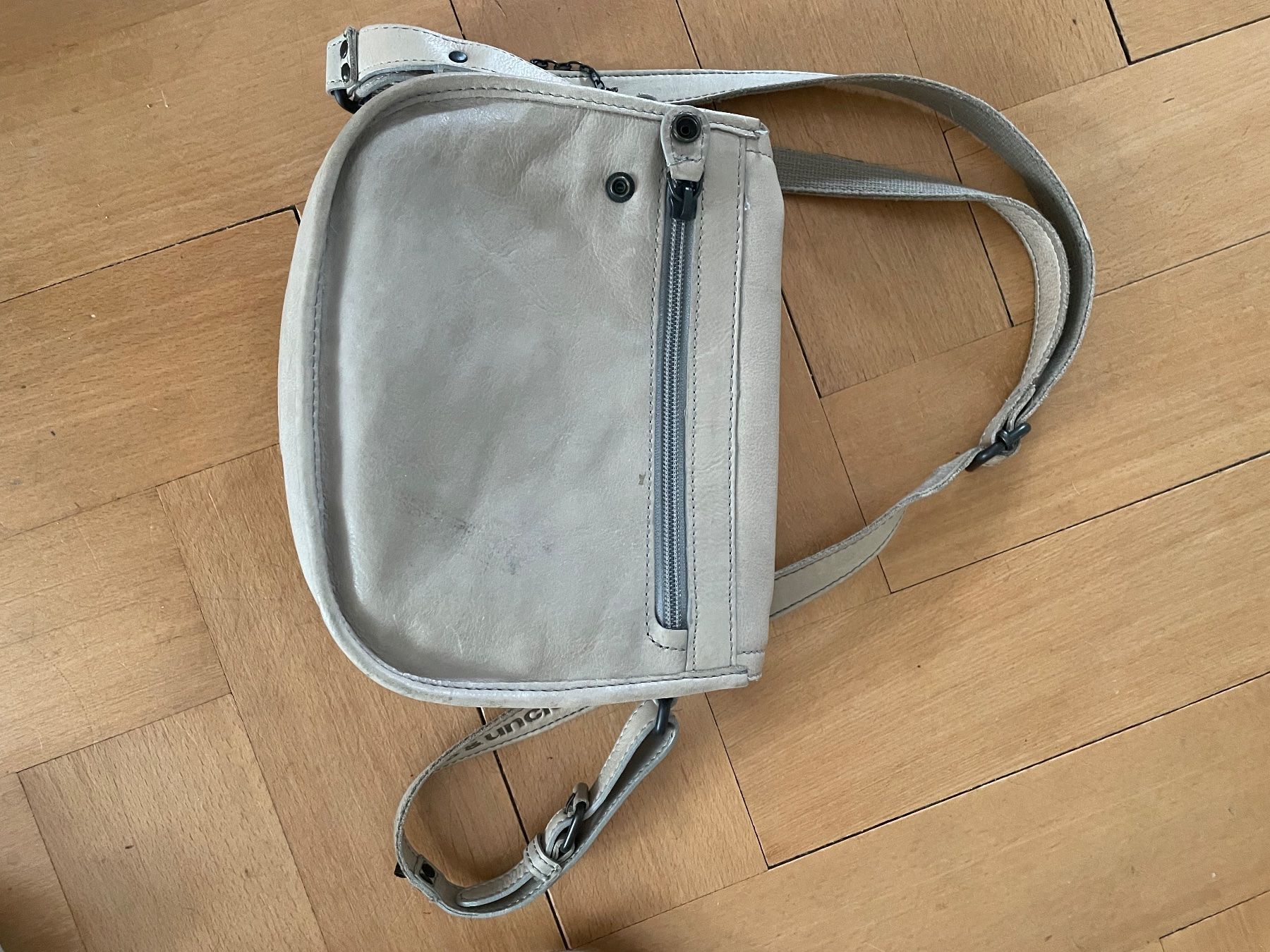Aunts & Uncles Taschen für Damen: Handtasche Aunts& Uncles – Gebraucht aus Arbon von Meret2 3