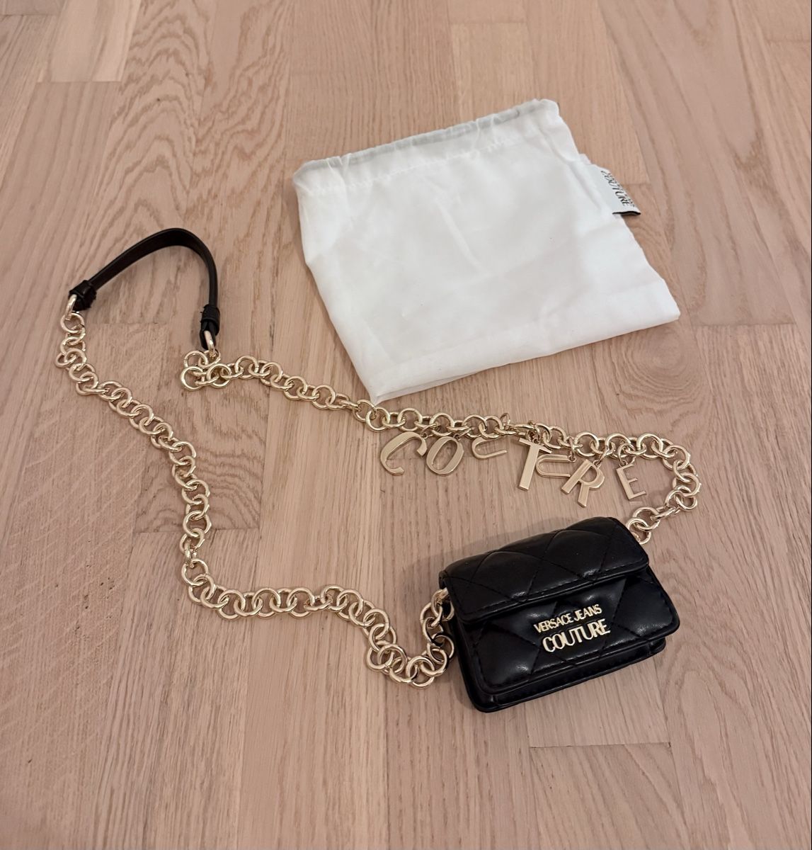 Versace Taschen für Damen: Versace Couture mini bag – Neu (gemäss Beschreibung) aus Däniken SO von tin_9g9h 4