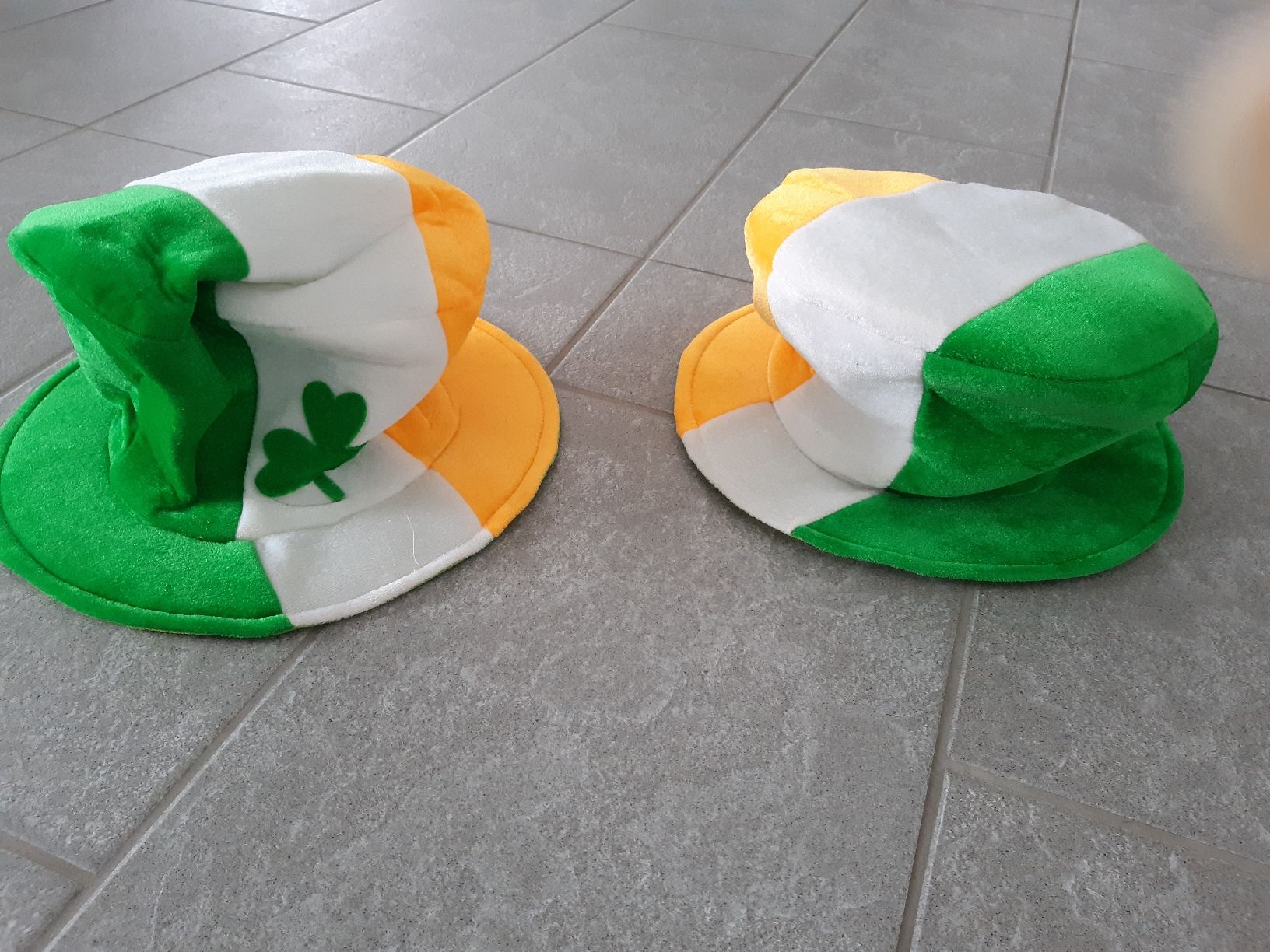 Copricapi, berretti & cappellini: irland hüte – Nuovo e nell'imballaggio originale da Nebikon venduto da Haidihooo
