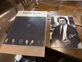 Antonio TAPIES Katalog und Autogramm Karte auf Einladung