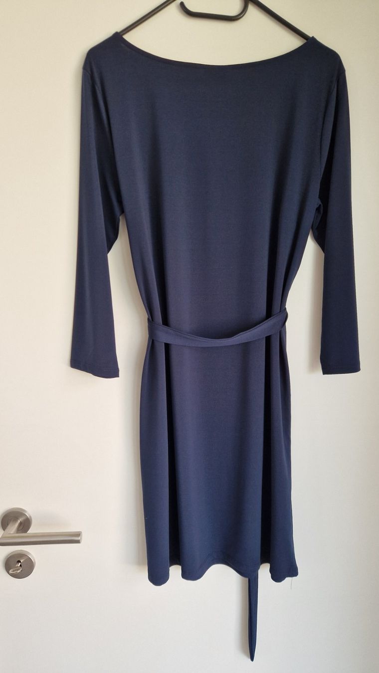 Vila Vestiti: Casual-Kleid VILA dunkelblau Gr.L – Usato da Aarau Rohr venduto da HappyKoala 3