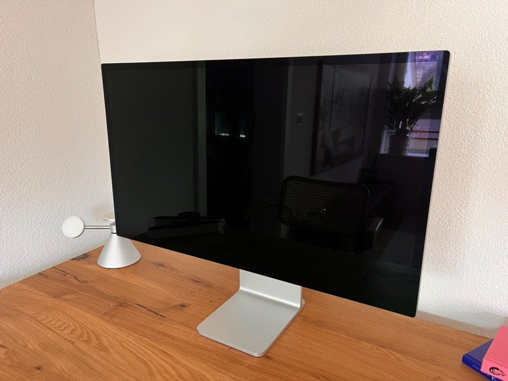 Apple Monitor: Apple Studio Display – Usato da St. Gallen venduto da brickbott