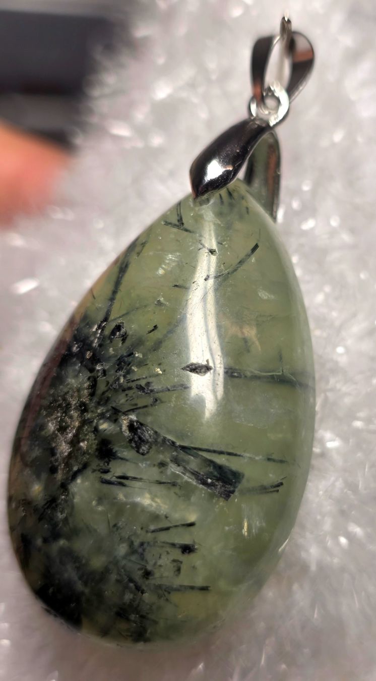 Minerali & Pietre curative: Prehnit Anhänger G – Nuovo e nell'imballaggio originale da Matzingen venduto da Shay_Crystalz 1