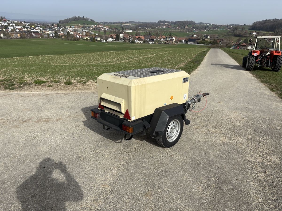 Compressori: Baukompressor 2000 l/min – Usato da Courgevaux venduto da Querly 5