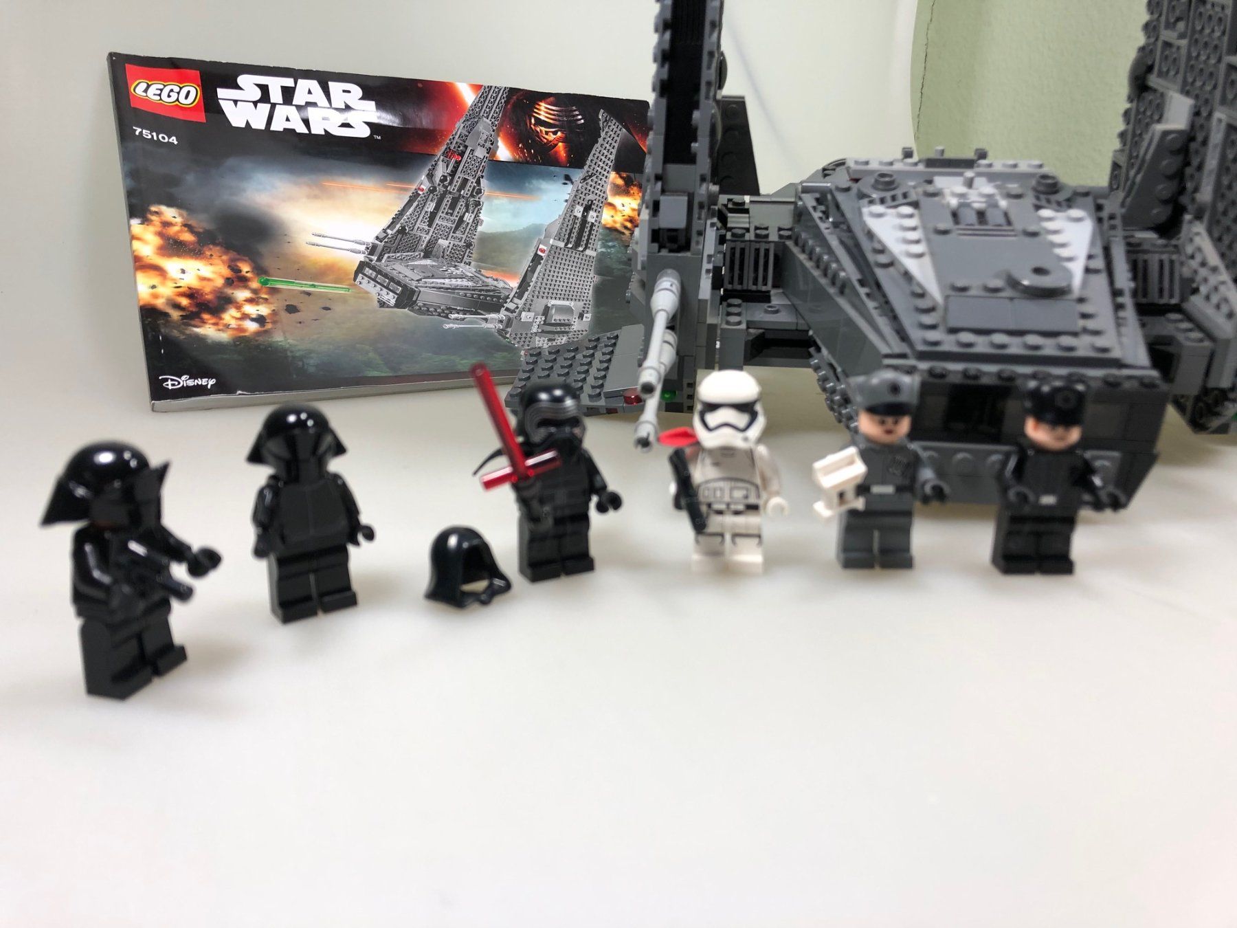 Lego Kit di costruzioni: LEGO Star Wars - Kylo Ren's Command Shuttle - 75104 – Usato da Widen venduto da Himan 2