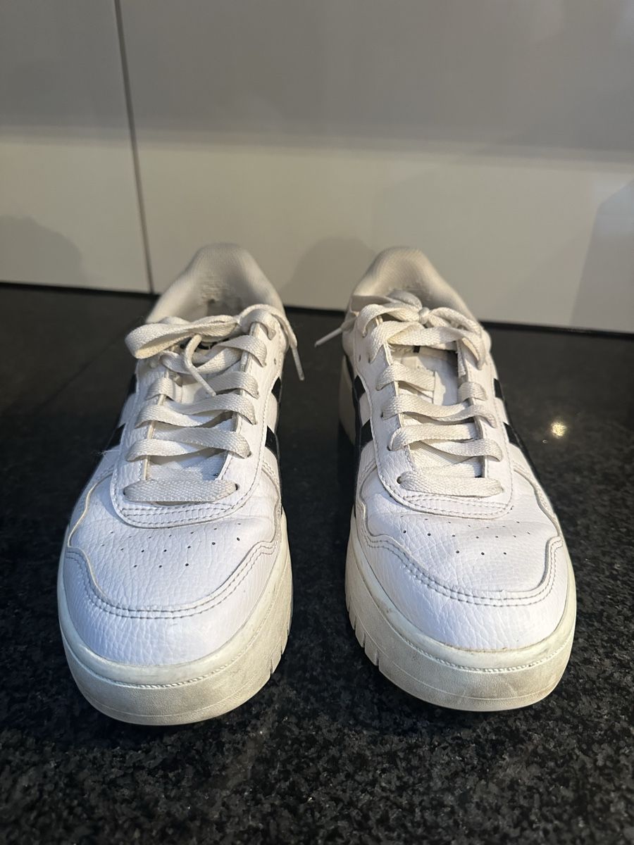 Asics Scarpe da donna: Asics Sneaker, Grösse 39.5 – Usato da Sirnach venduto da Robine1991 1