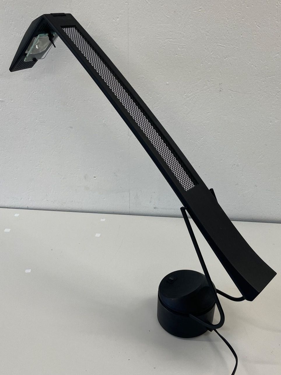 Lampade: LTS Bürotischlampe – Usato da Niederdorf venduto da LeptonAG 1