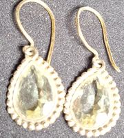 Paire de boucles d'oreilles fantaisie goutte pierres 