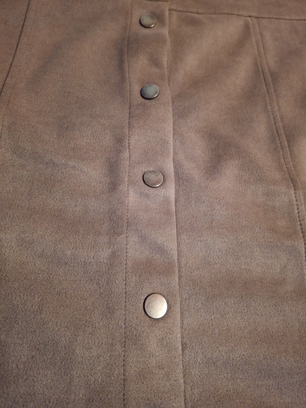 Gonne: Jupe imitation daim taille L marque Chicorée – Usato da Villiers venduto da san_jn5w 2