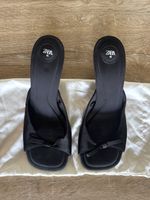 Mule à talon noir avec noeud en taille 41