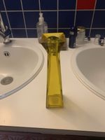 Gelber Glaskerzenständer