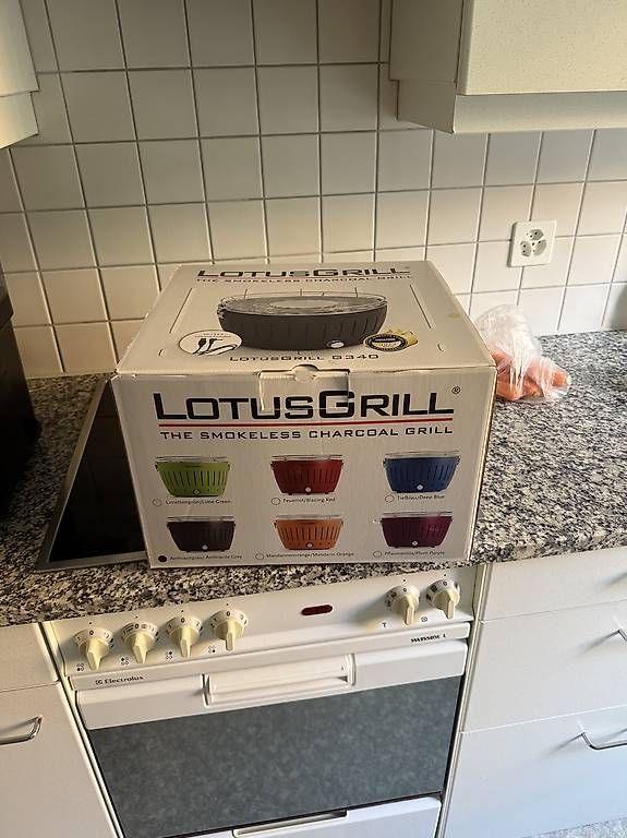 Lotusgrill Griglie: LotusGrill Original Antrazit NEW. Orginal verpackt – Nuovo e nell'imballaggio originale da Zürich venduto da Alex77alex