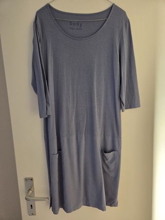 Damen Hauskleid by Tchibo, blau Gr. 36/38. Sehr guter Zusta.