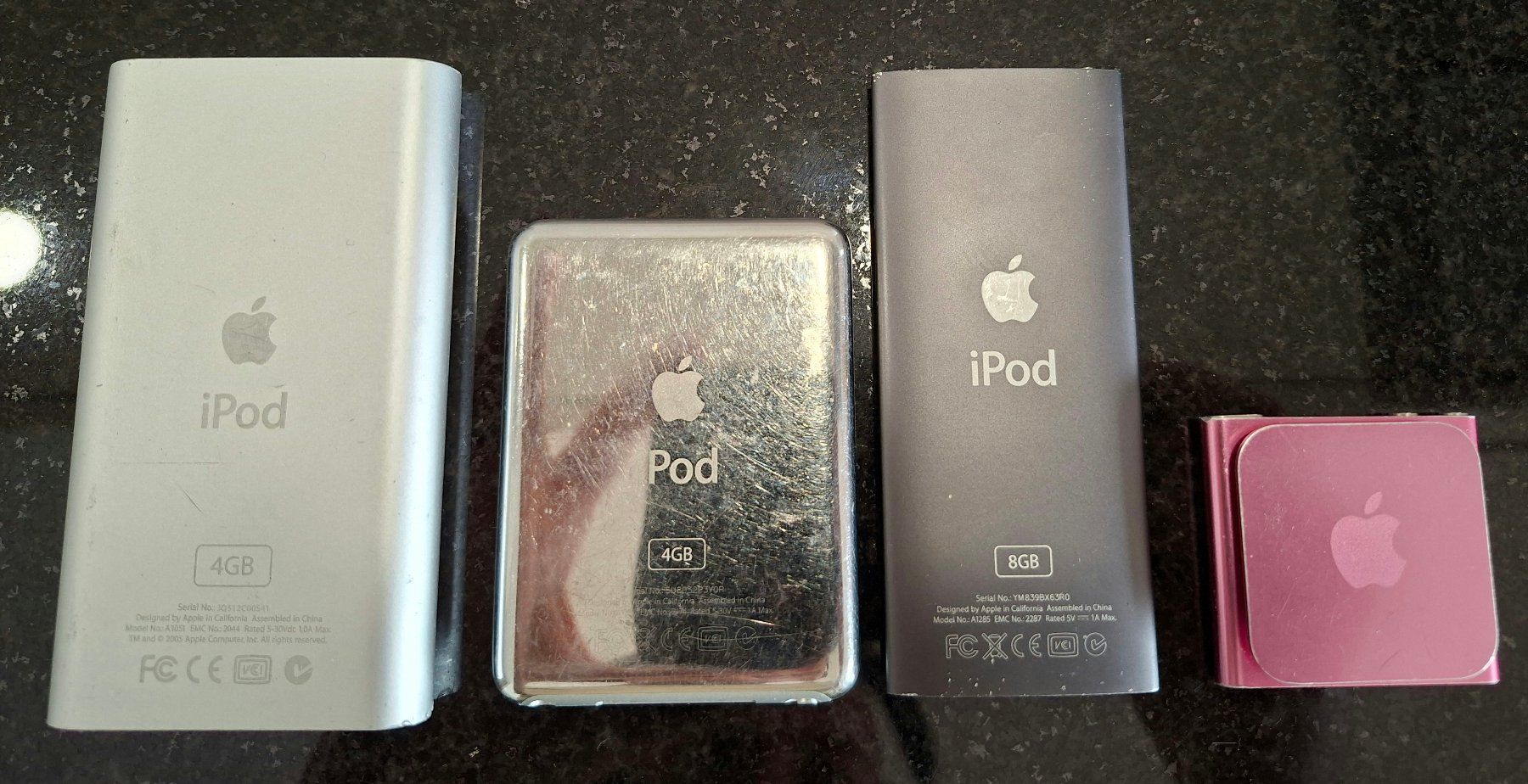 Apple Lecteur media portable: Collection Ipod – D'occasion à Lonay par Zone_enzo 1