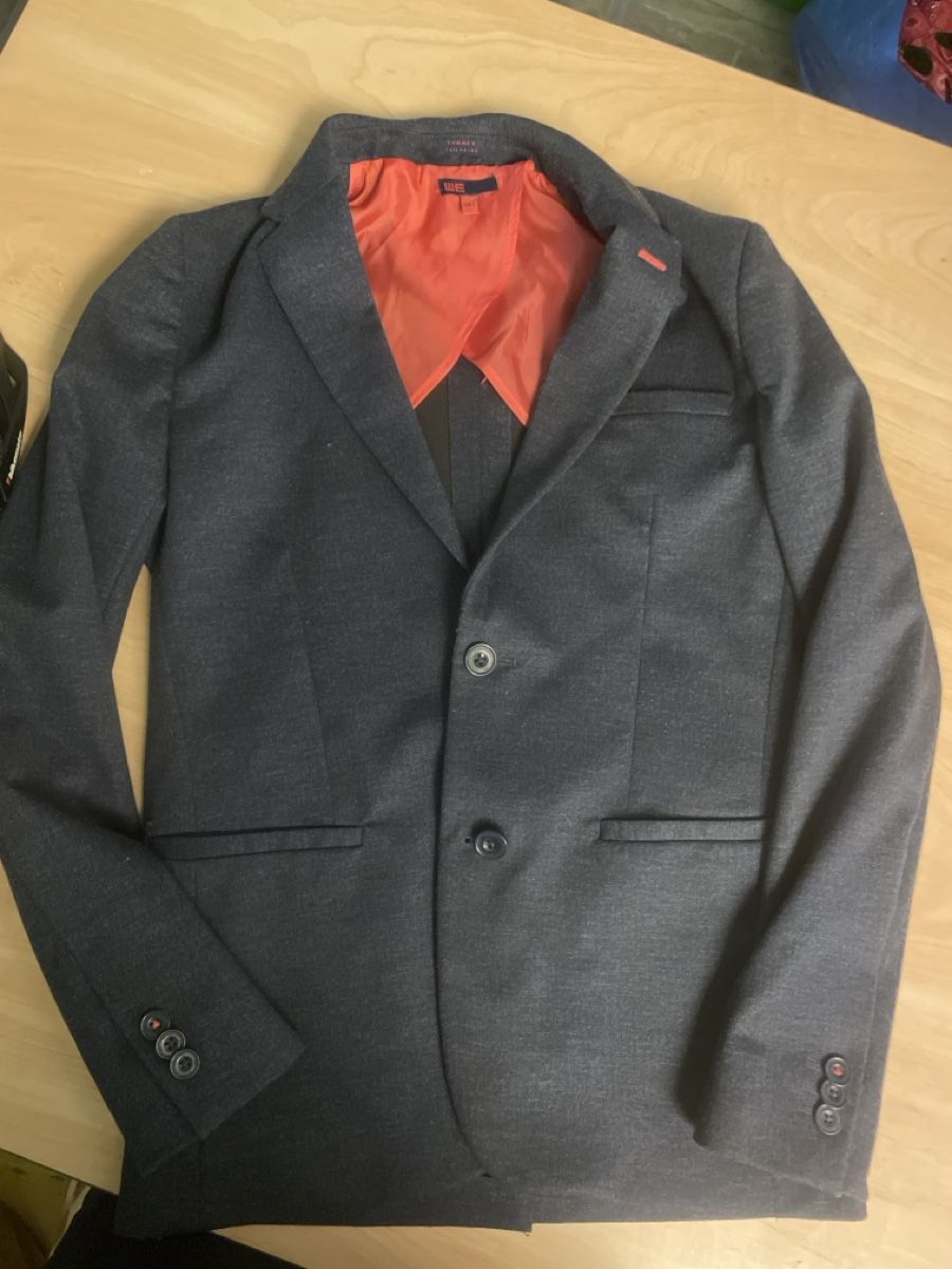 We Completi: WE Anzug Sakko Gr. 164, Top – Nuovo (secondo la descrizione) da Obergerlafingen venduto da cabo4