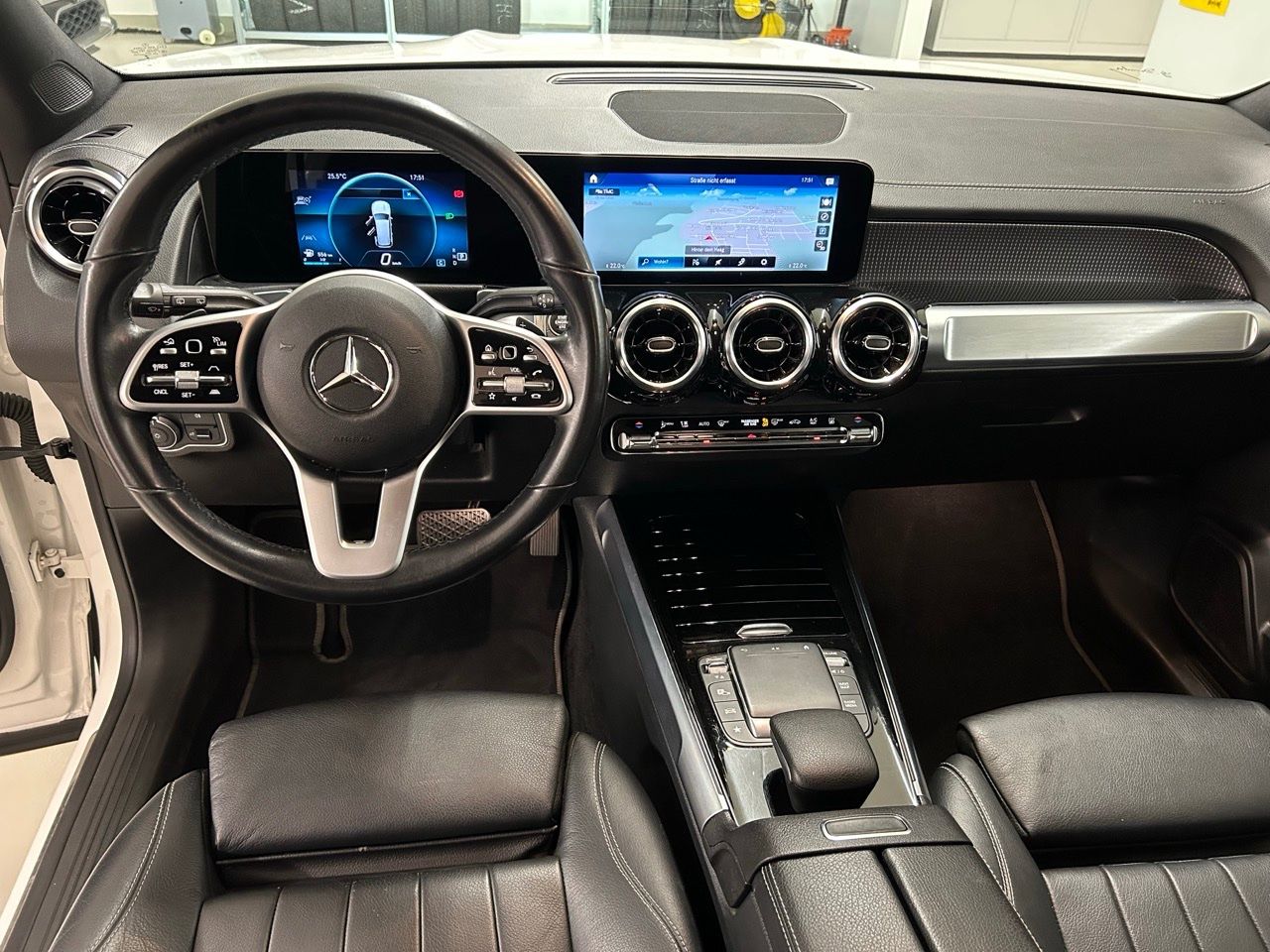 Mercedes-Benz Automobili: Unfallfreier GLB 220d 4matic Progress. 1. Hand. Standheizung – Usato da Witterswil venduto da alpencharly 4