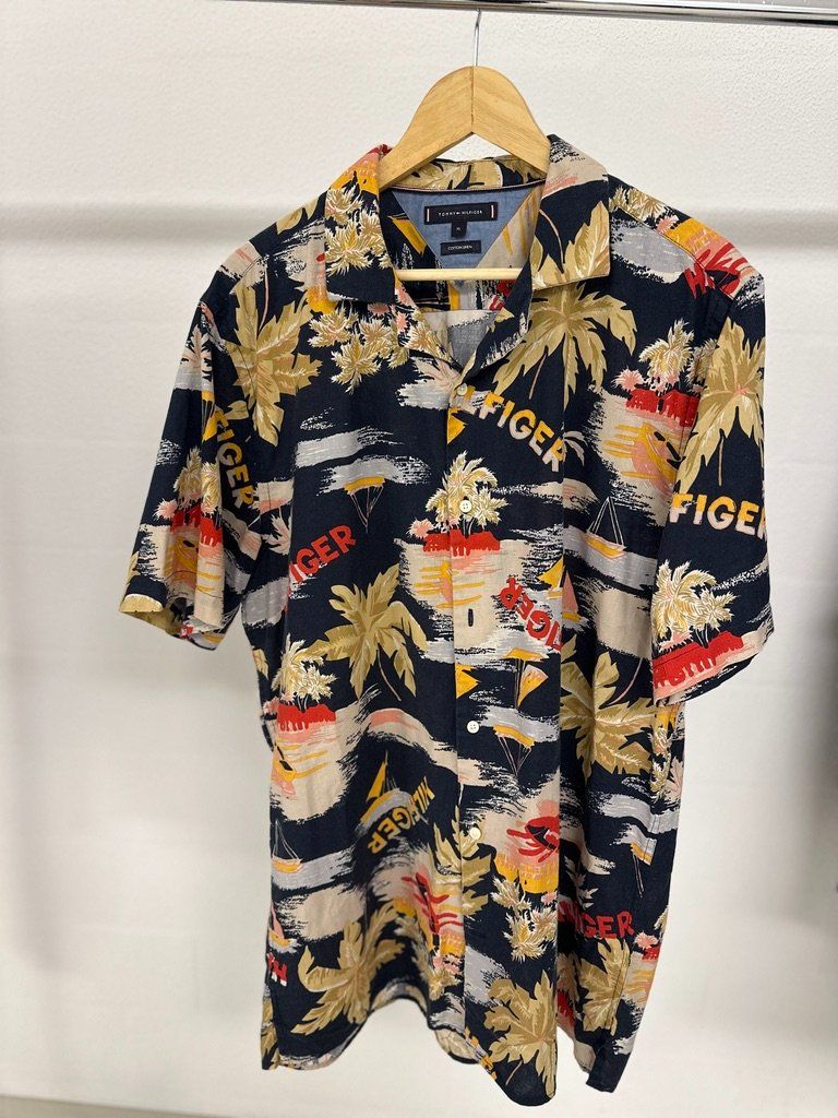 Tommy Hilfiger Camicie: Tommy Hilfiger; Hemd – Nuovo (secondo la descrizione) da Rüti ZH venduto da Billy015