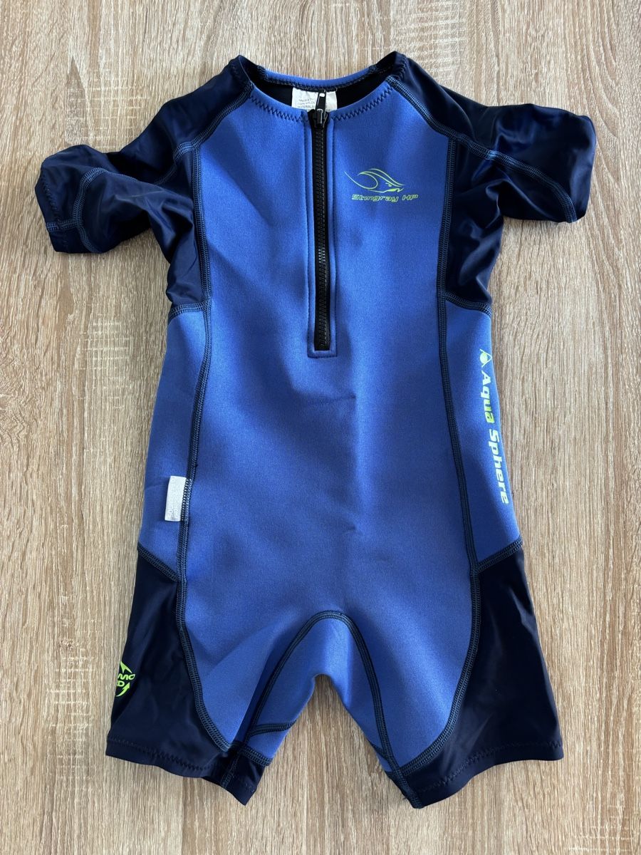 Costumi da bagno: Neopren Anzug kurz Gr 110/116 – Usato da Ebikon venduto da Regipe