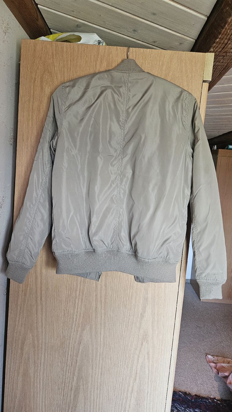 New Look Jacken: Bomberjacke Damen Grösse 10/M – Neu (gemäss Beschreibung) aus Lippoldswilen von topmodel62 3