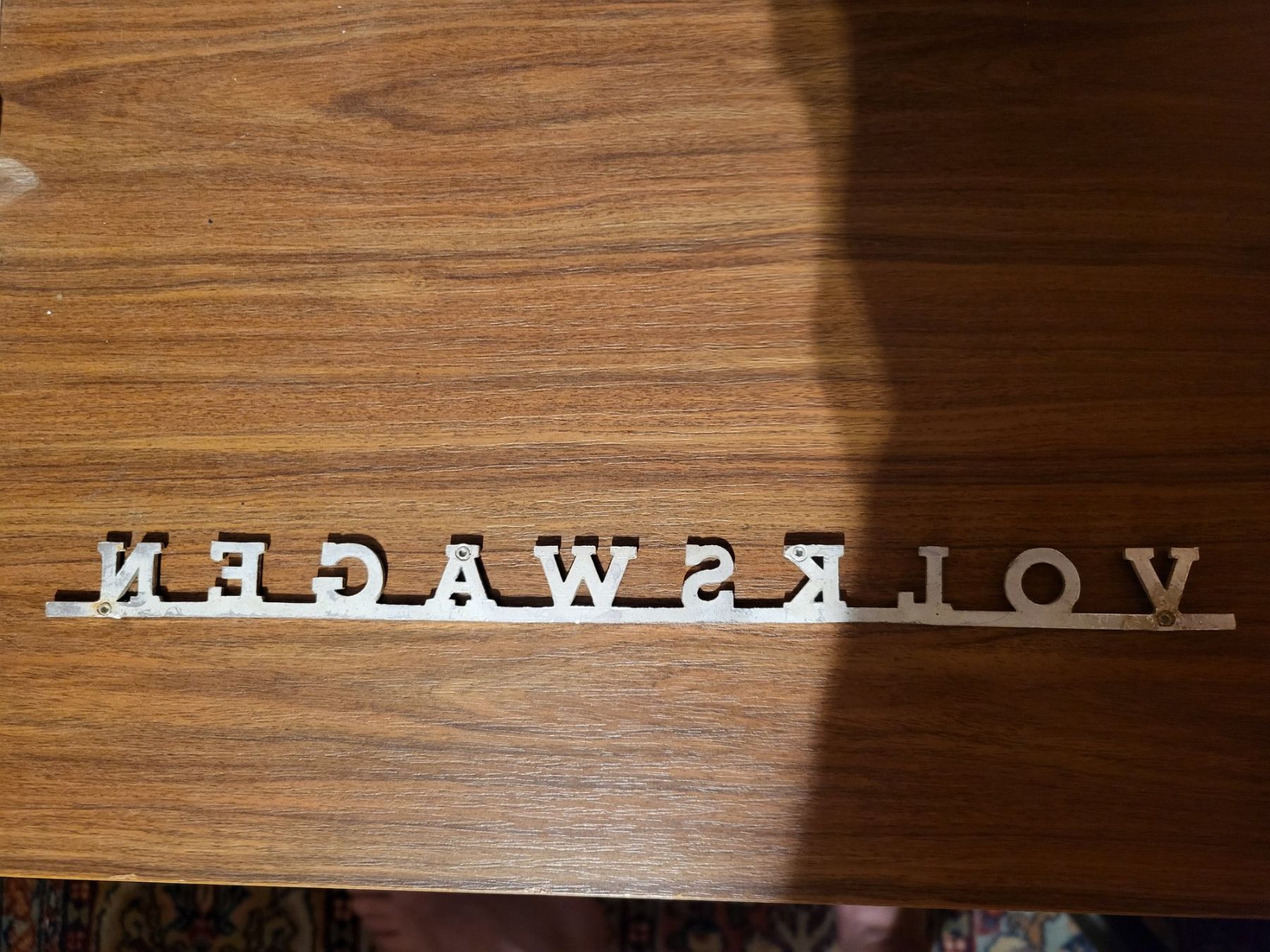 Volkswagen Alle Autoersatzteile: Emblem VW T2a Bulli / Pritsche – Gebraucht aus Seltisberg von Essex3 4