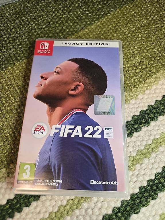 Nintendo Giochi: Jeu Nintendo Switch FIFA 22 – Usato da Satigny venduto da Gatoil