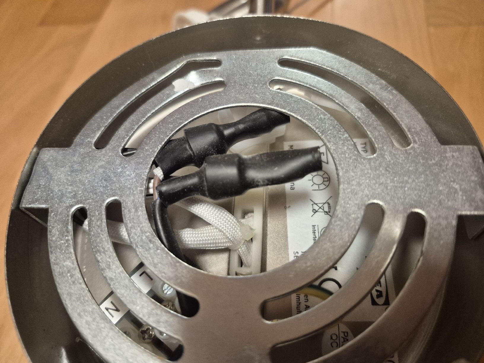 Ikea Lampade: Ikea Husinge 5 Spots – Usato da Ziefen venduto da Mallory43 2