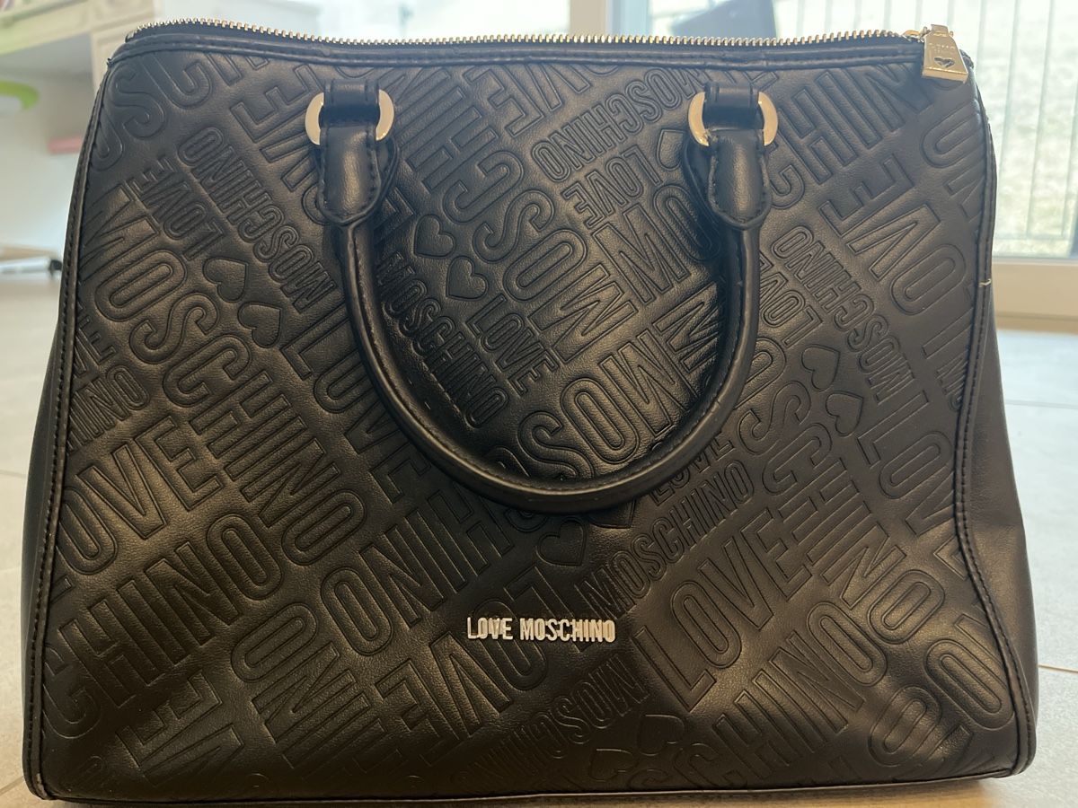 Moschino Borse da donna: Moschino Tasche – Usato da Turgi venduto da SvetlaM