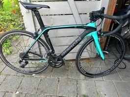 Rennrad Bianchi Oltre XR3 Carbon