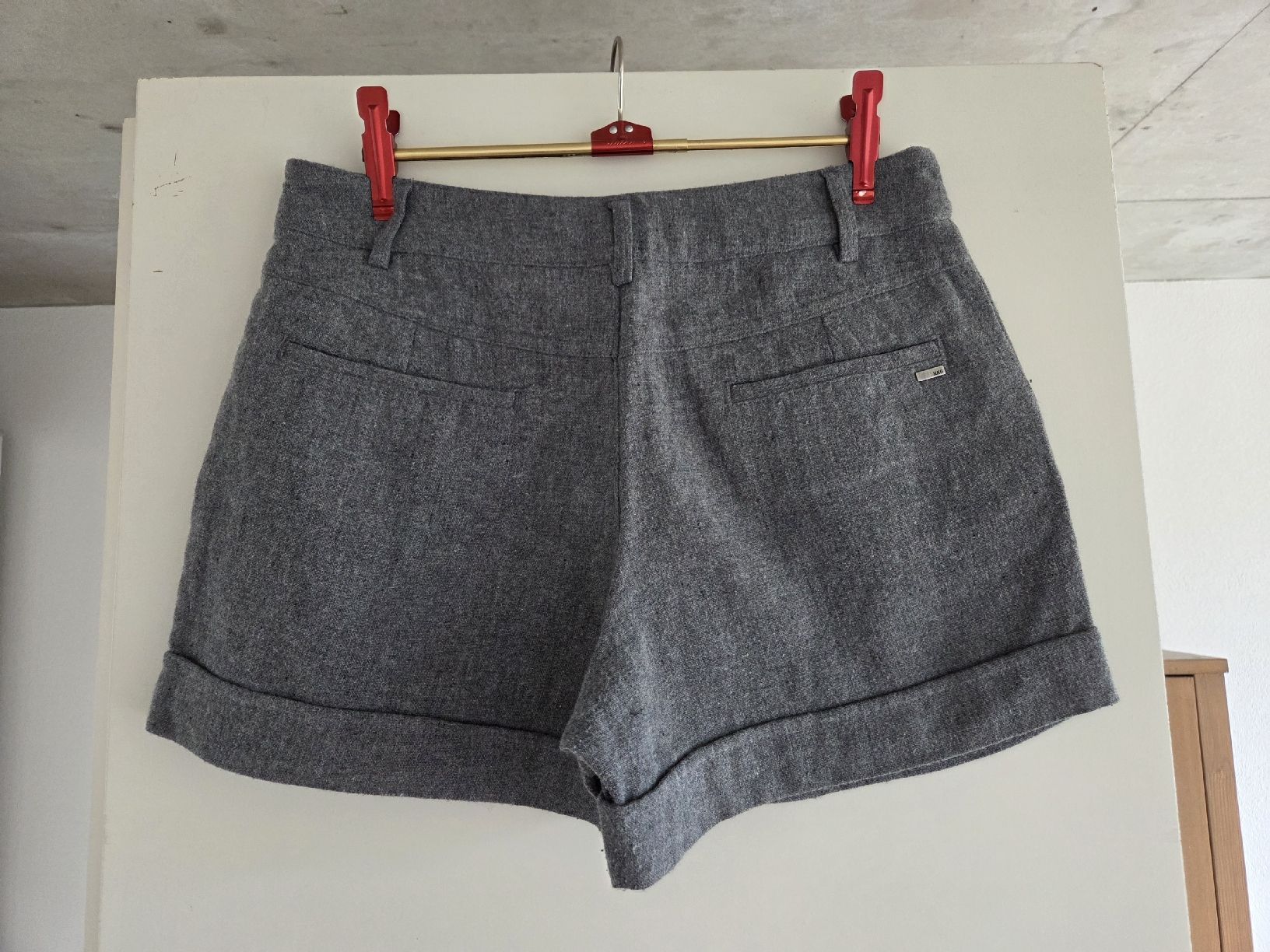 Mango Pantaloni: Mango Wollshorts, grau, Grösse 36 – Usato da Villars-sur-Glâne venduto da richardette 1