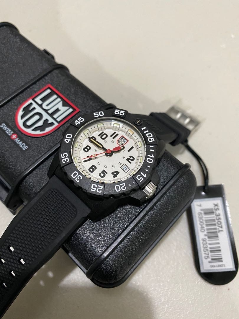 Luminox Orologi: Luminox Navy Seal 3500 – Nuovo (secondo la descrizione) da Rapperswil SG venduto da WATCHTIMEBOX