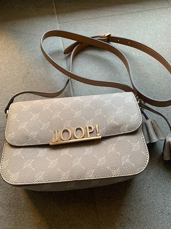 Sacs femmes: Joop Umhängetasche neu – D'occasion à Wetzikon ZH par Jelly04