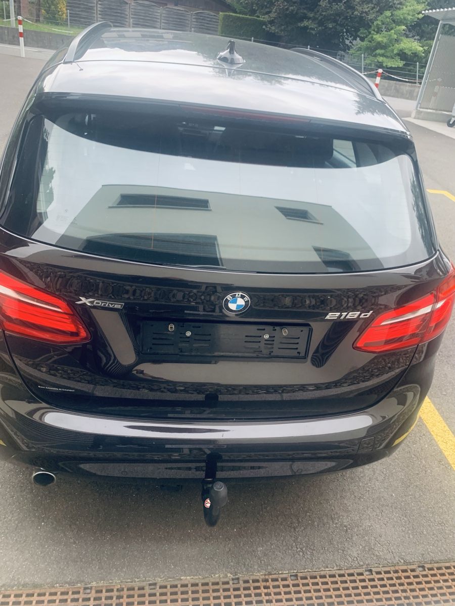 BMW Autos: BMW 218d XDRIVE Active Tourer – D'occasion à Ibach par mec_b2m9 1