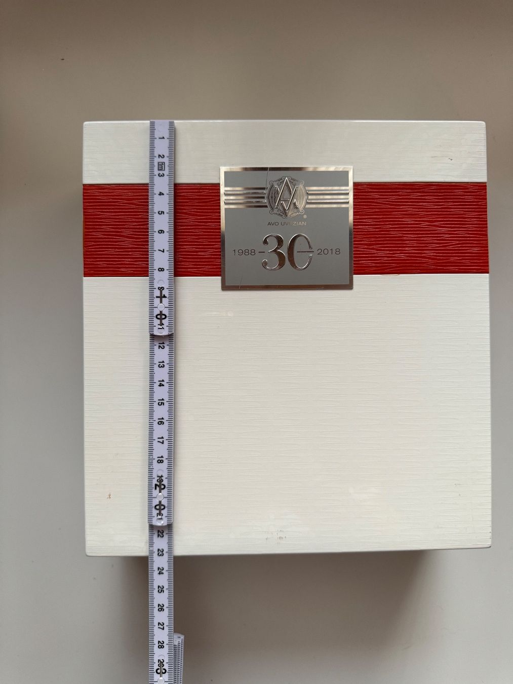 Altri Prodotti per fumatori: Sehr hübsche Zigarren-Box aus Holz – Usato da Grosswangen venduto da Second_hand_paradise 2