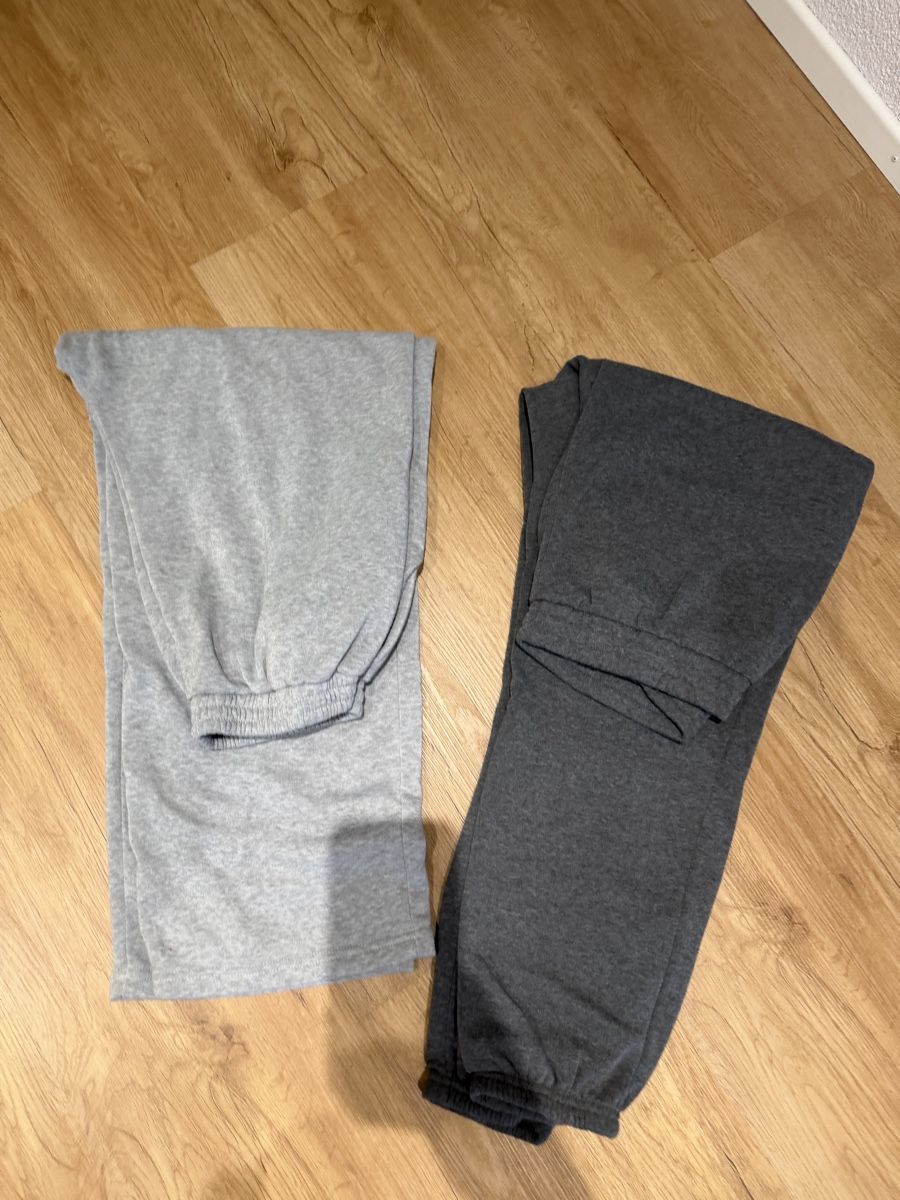 Hosen: 2x Damen Trainerhosen, L-XL – Gebraucht aus Kefikon TG von jel_72fp