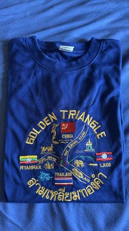 Neues T-Shirt "Golden Triangle" / Blau Gr. L (Ungetragen!)