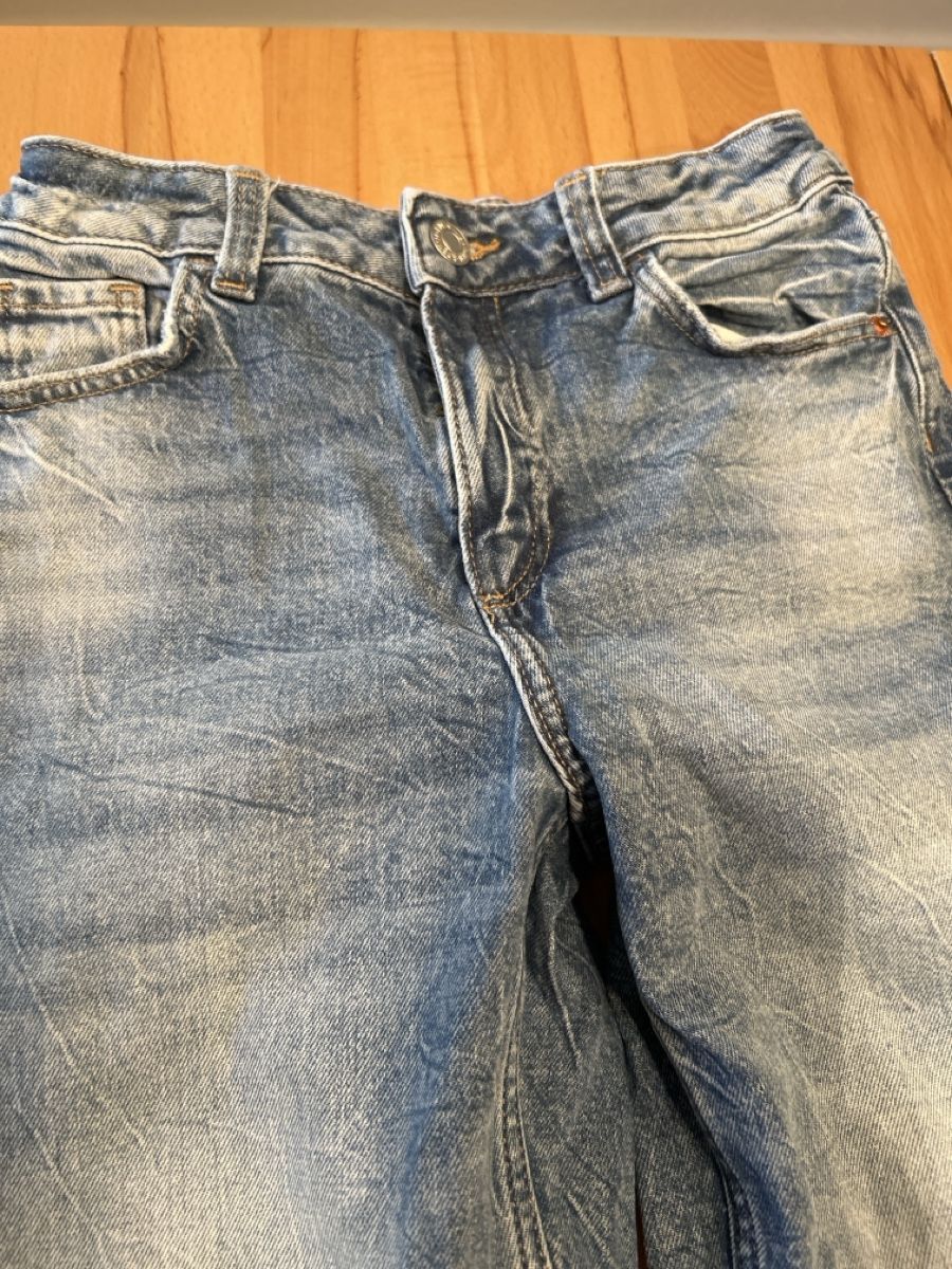 Kleiderpakete & -sets: Mädchen Hosen Grösse 128/134 – Gebraucht aus Dottikon von cimar 1