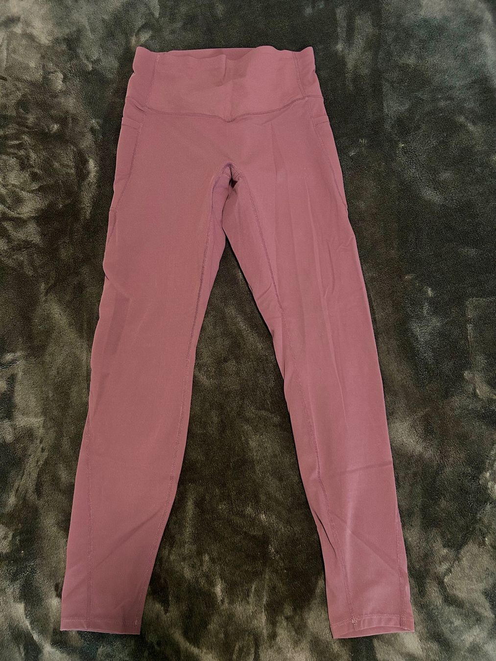 Halara Leggings: Halara Leggins – Nuovo (secondo la descrizione) da Münchenbuchsee venduto da LP_Store 2